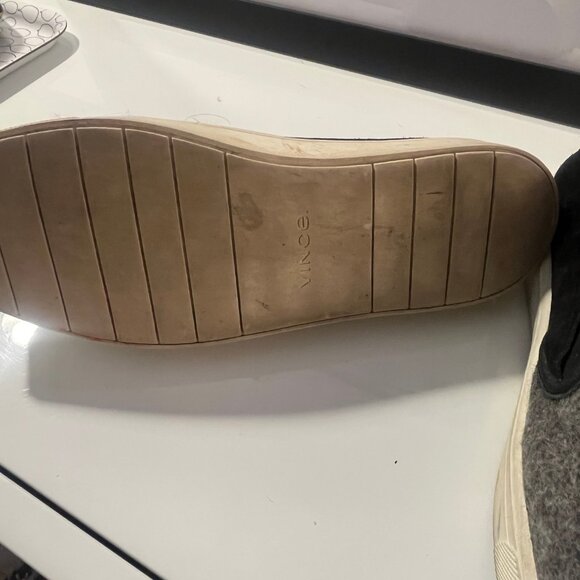 Vince slip-ons gray and black size 7 or 7.5 - Picture 4 of 4
